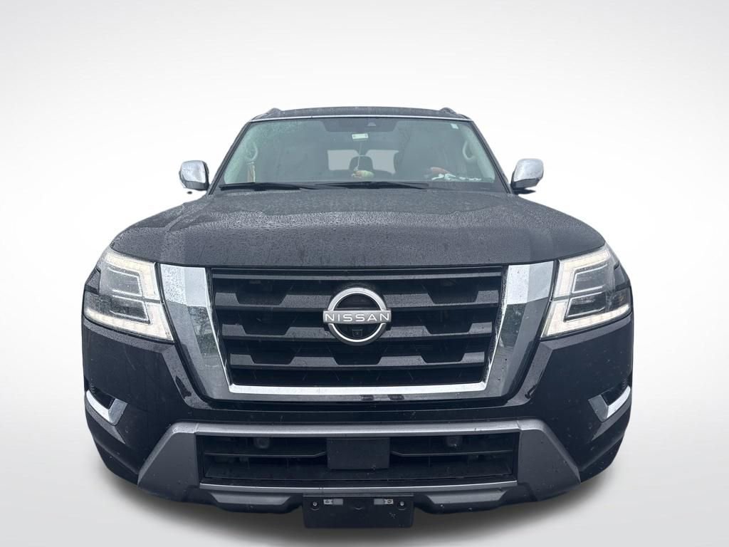 Used 2021 Nissan Armada Platinum AWD/4WD image 3