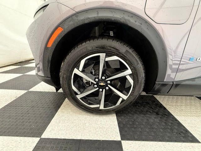 New 2026 Chevrolet Equinox EV LT FWD image 10