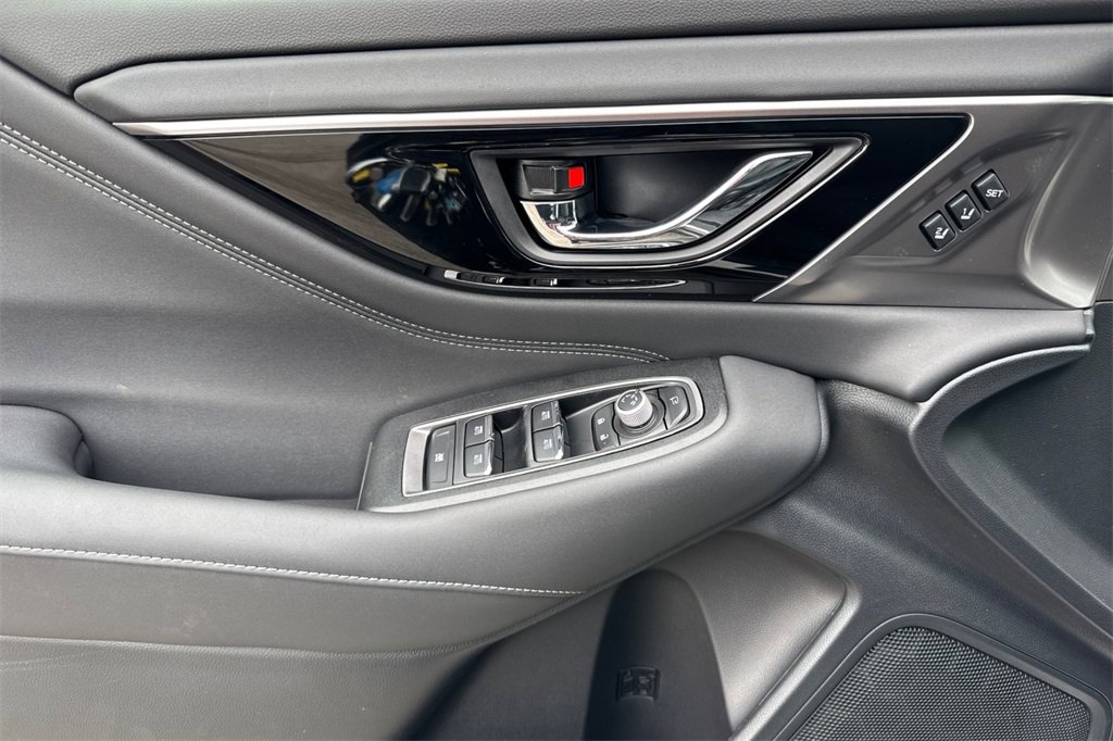 New 2025 Subaru Outback Touring XT image 9