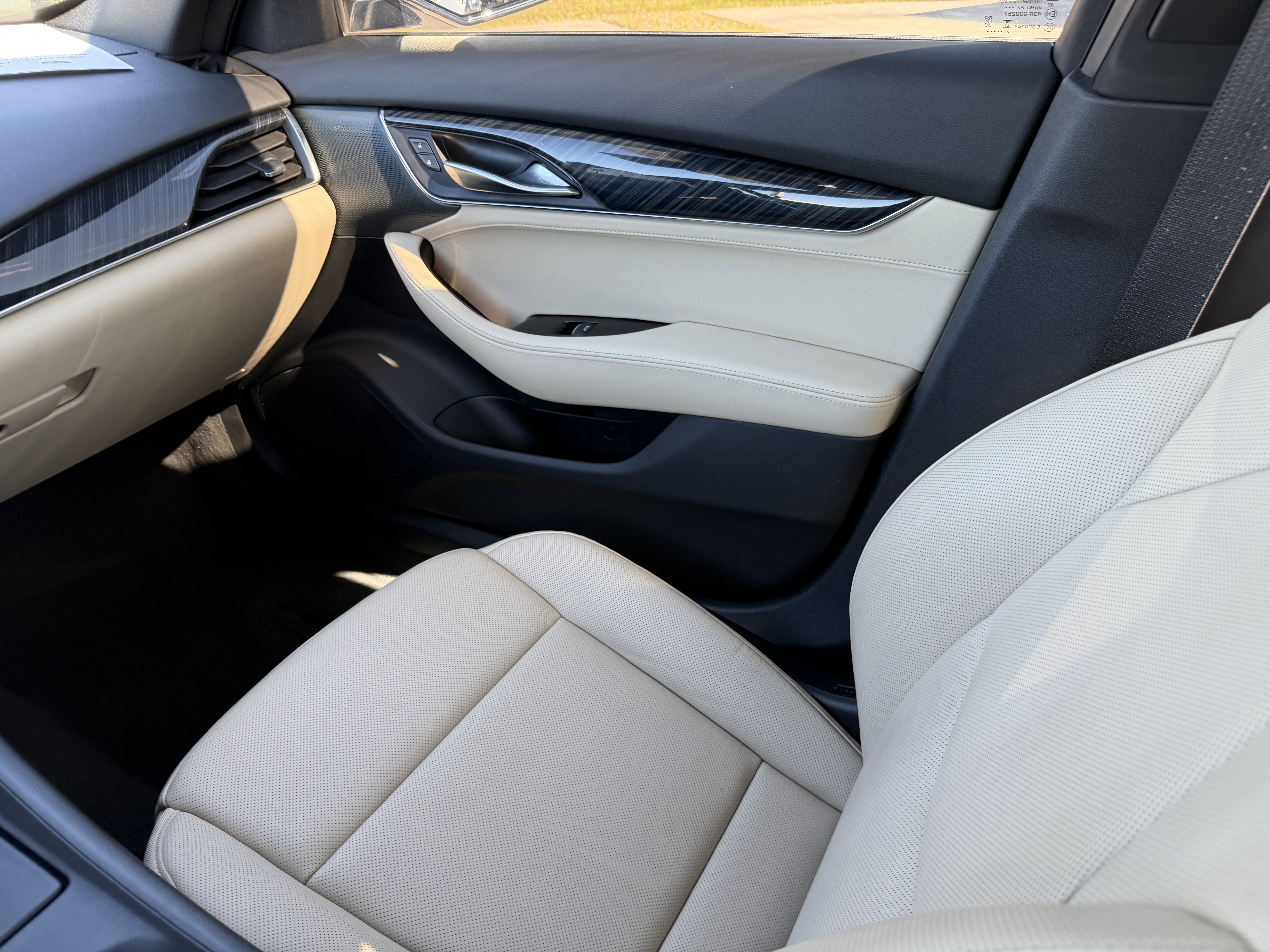 Certified 2025 Cadillac CT5 Premium Luxury image 19