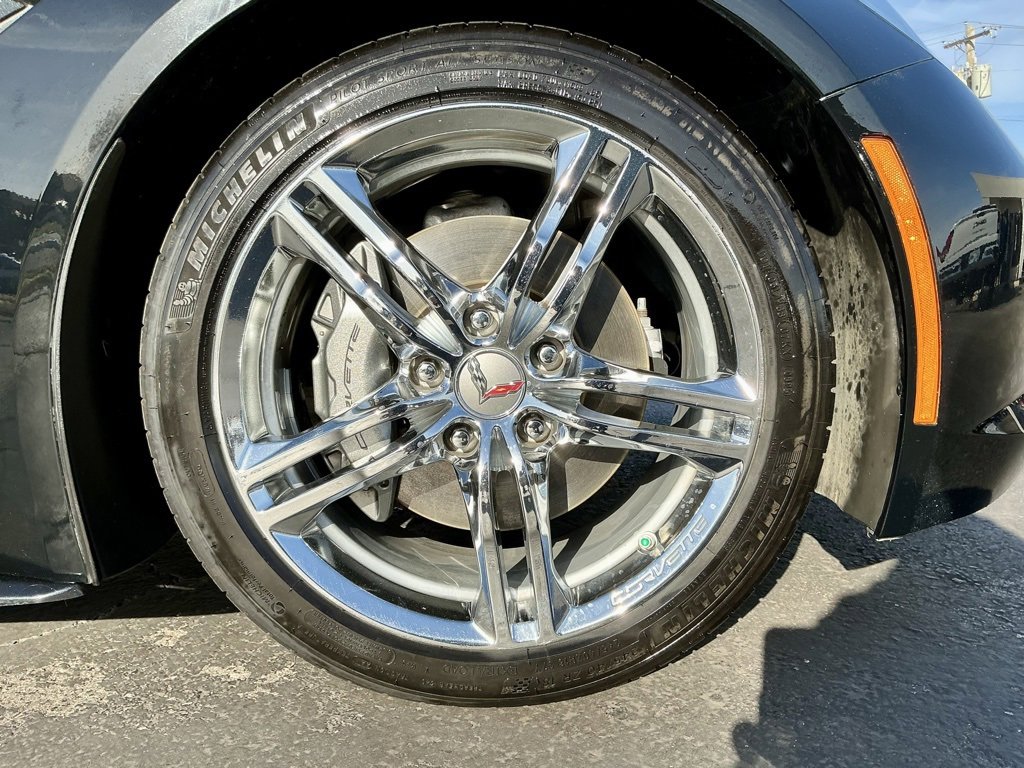 Used 2017 Chevrolet Corvette Stingray Convertible w/ 3LT Preferred Equipment Group image 24