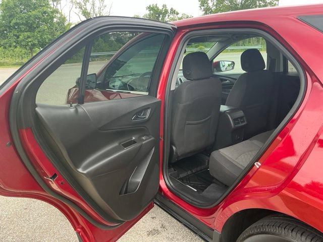 Used 2020 Chevrolet Equinox LT AWD/4WD image 16