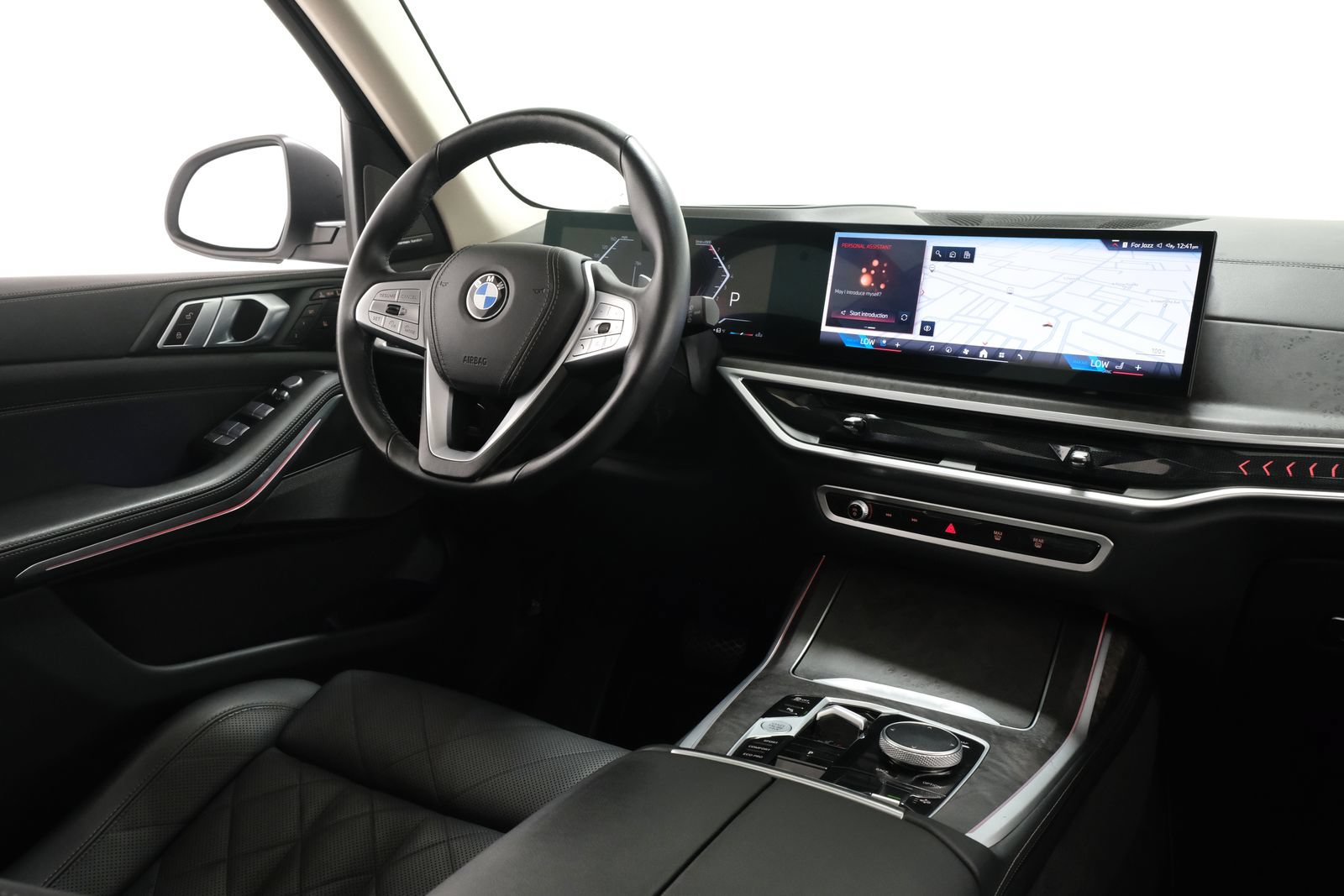 Used 2024 BMW X7 xDrive40i w/ Premium Package AWD/4WD image 10