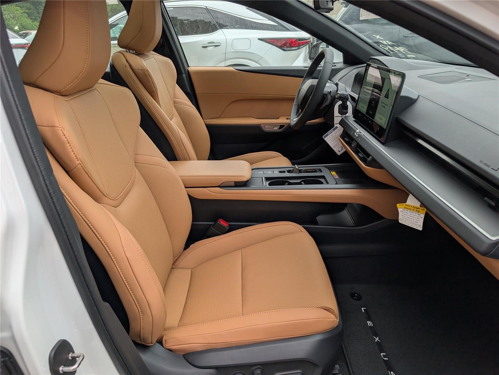 New 2026 Lexus ES 500e AWD/4WD image 7