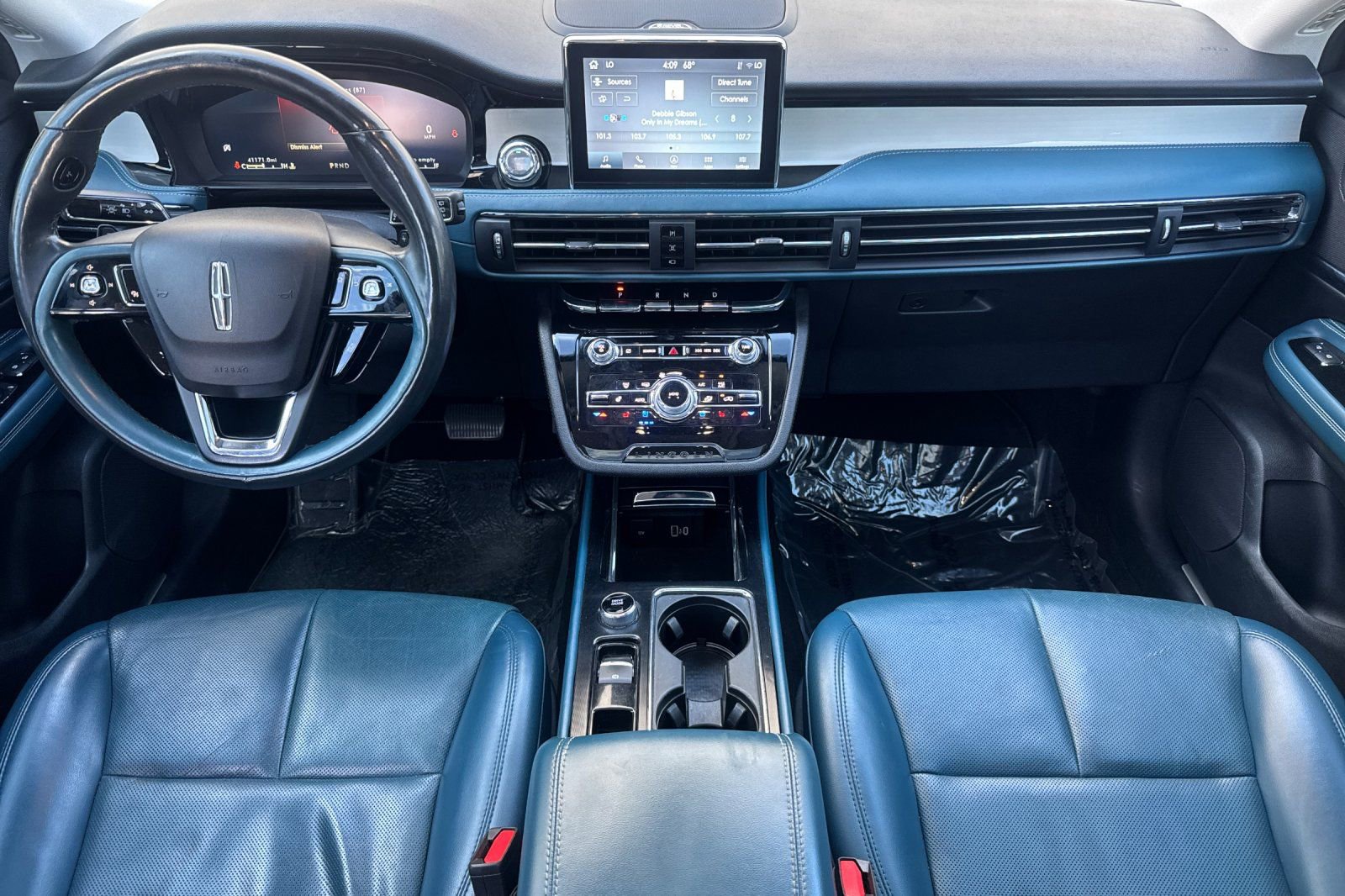 Used 2021 Lincoln Corsair Reserve w/ Equipment Group 201A image 13