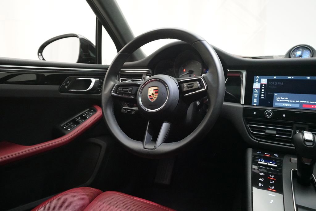 Used 2024 Porsche Macan S image 20