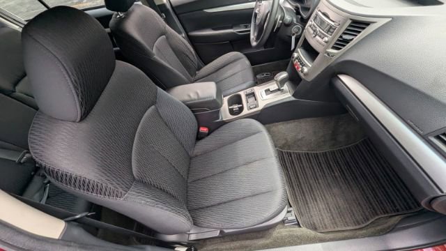 Used 2012 Subaru Legacy 2.5i w/ Alloy Wheel Pkg AWD/4WD image 18