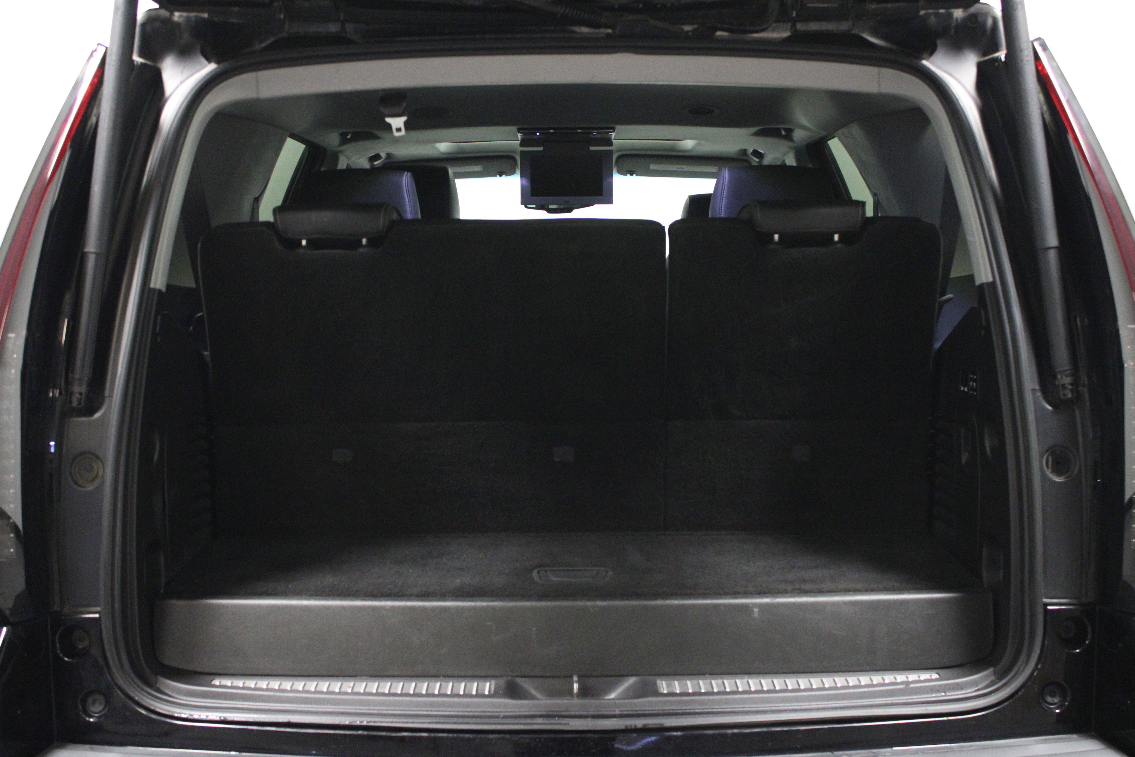 Used 2017 GMC Yukon Denali w/ Open Road Package image 16