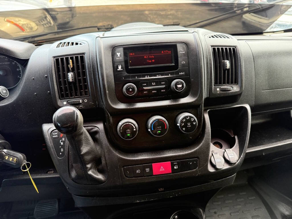 Used 2017 RAM ProMaster 1500 w/ Premium Appearance Group FWD image 11