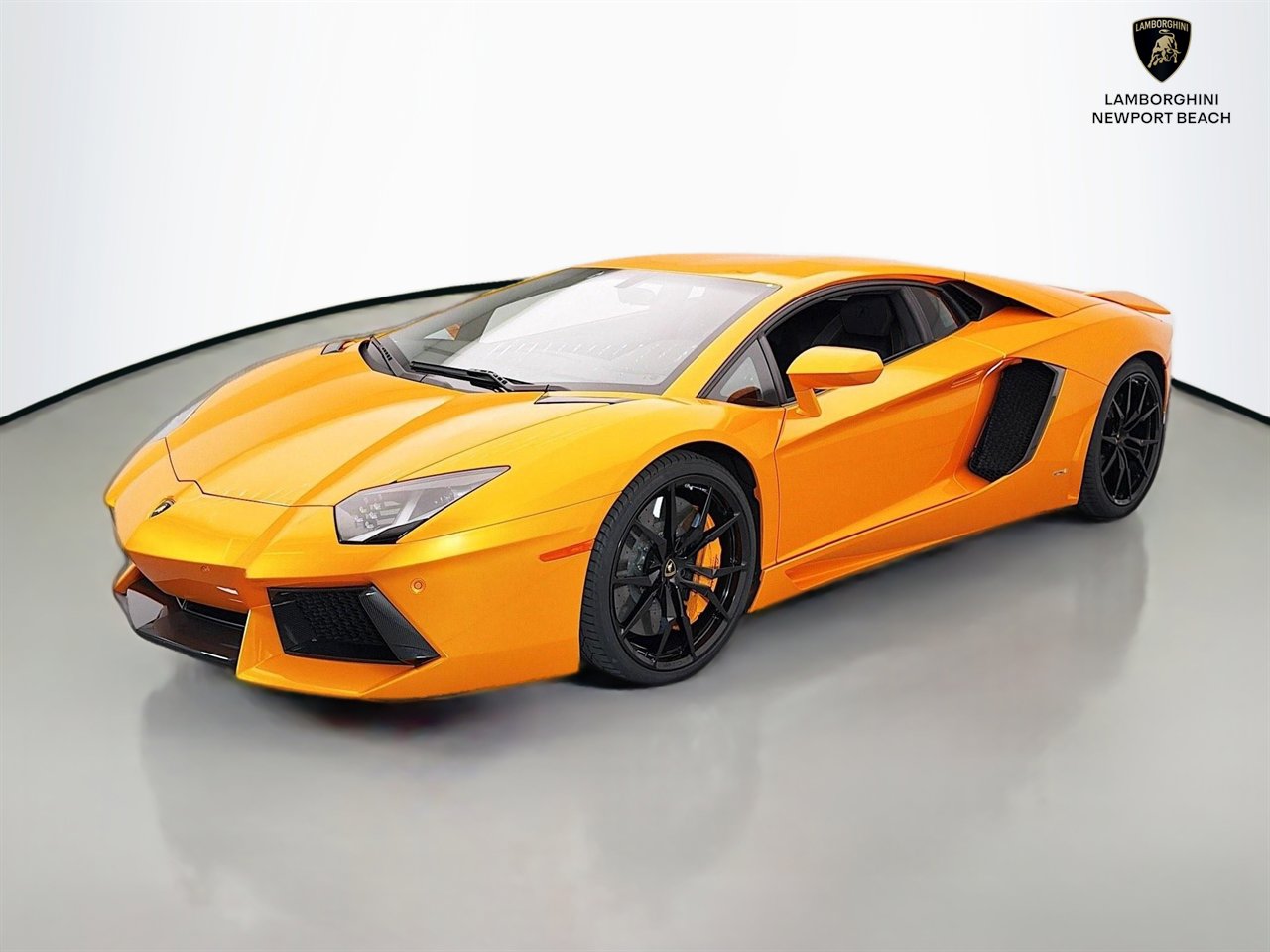 Used 2015 Lamborghini Aventador LP 700-4 image 3