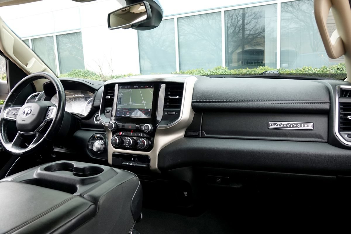 Used 2019 RAM 1500 Laramie AWD/4WD image 7