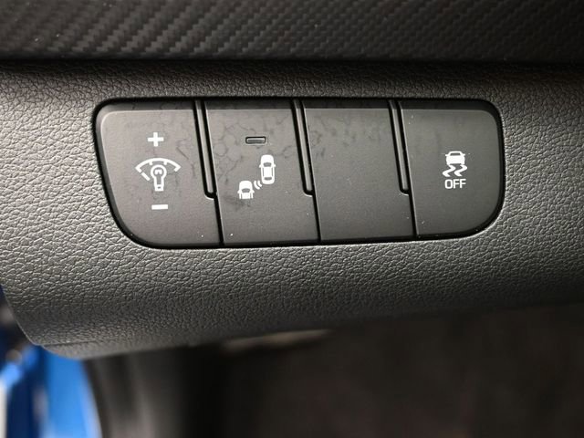 Used 2018 Hyundai Elantra Sport w/ Sport Premium Package 03 FWD image 21