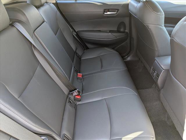 Used 2024 Toyota Corolla Cross XLE w/ Convenience Package AWD/4WD image 20