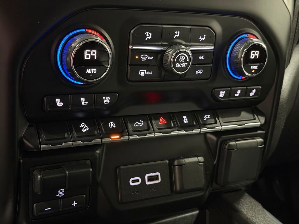 Used 2020 Chevrolet Silverado 1500 LTZ image 40