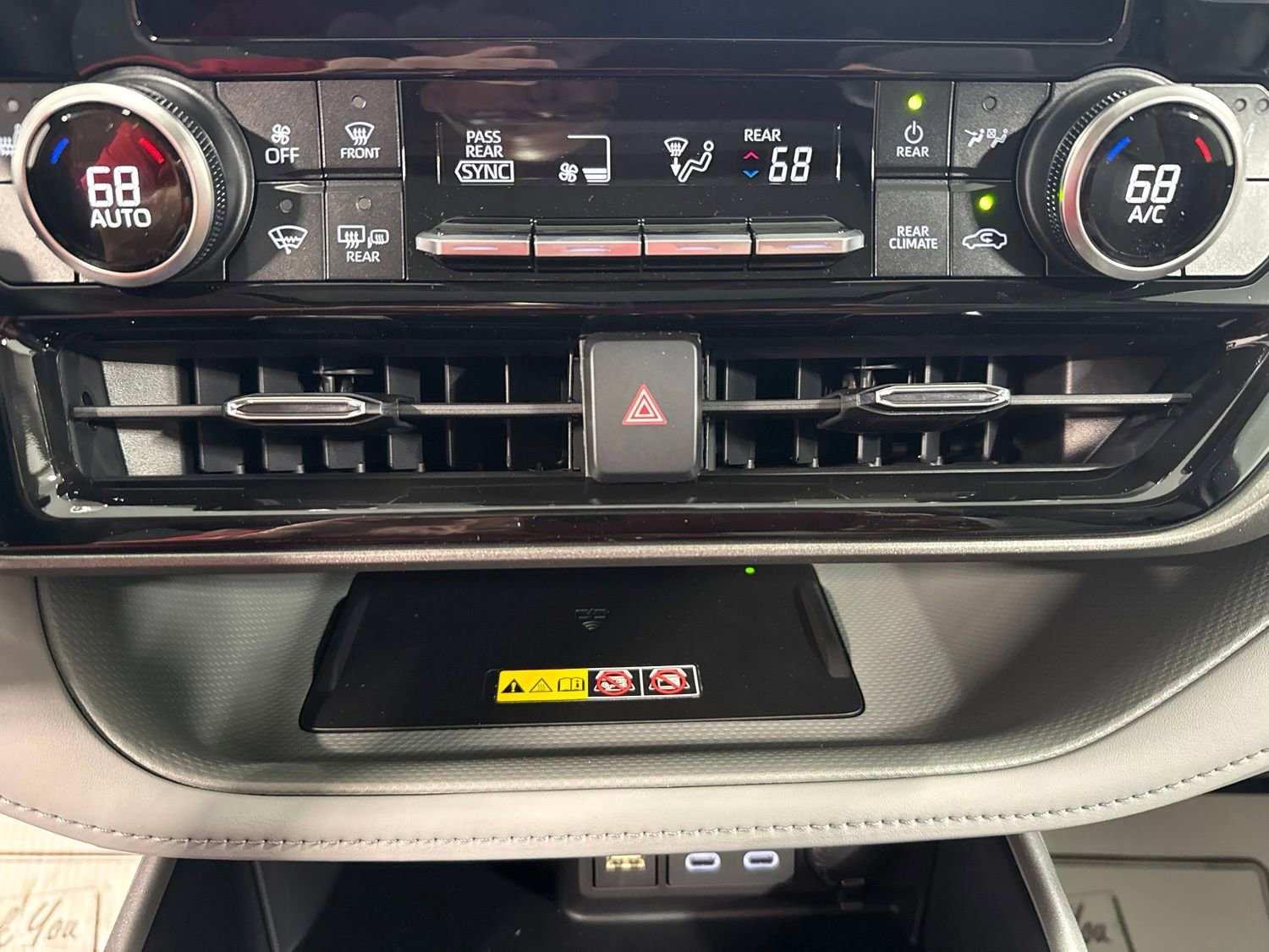 New 2026 Toyota Highlander XLE AWD/4WD image 29