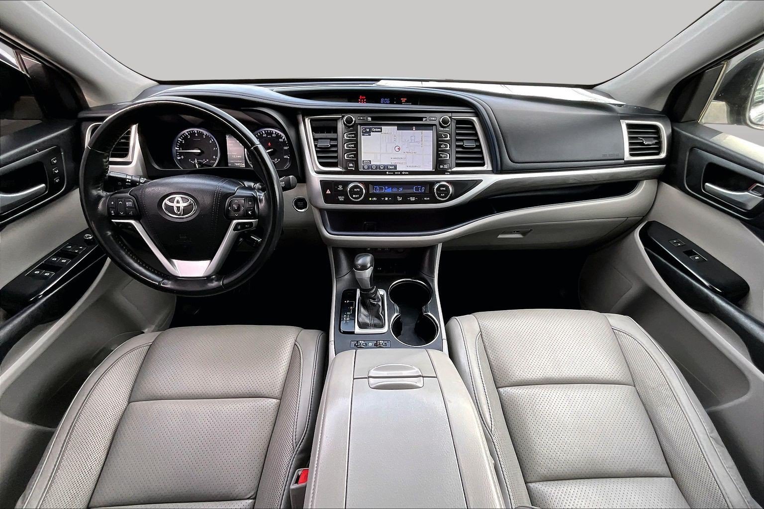 Used 2017 Toyota Highlander Limited w/ Carpet Mat Package FWD image 14