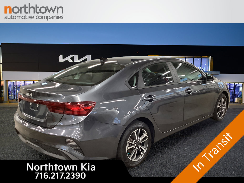 Used 2024 Kia Forte LXS w/ LXS Technology Package FWD image 6