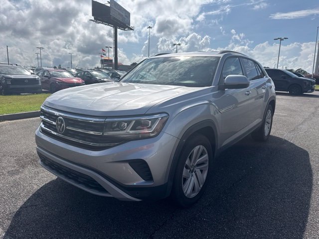 Used 2020 Volkswagen Atlas Cross Sport SE FWD image 1