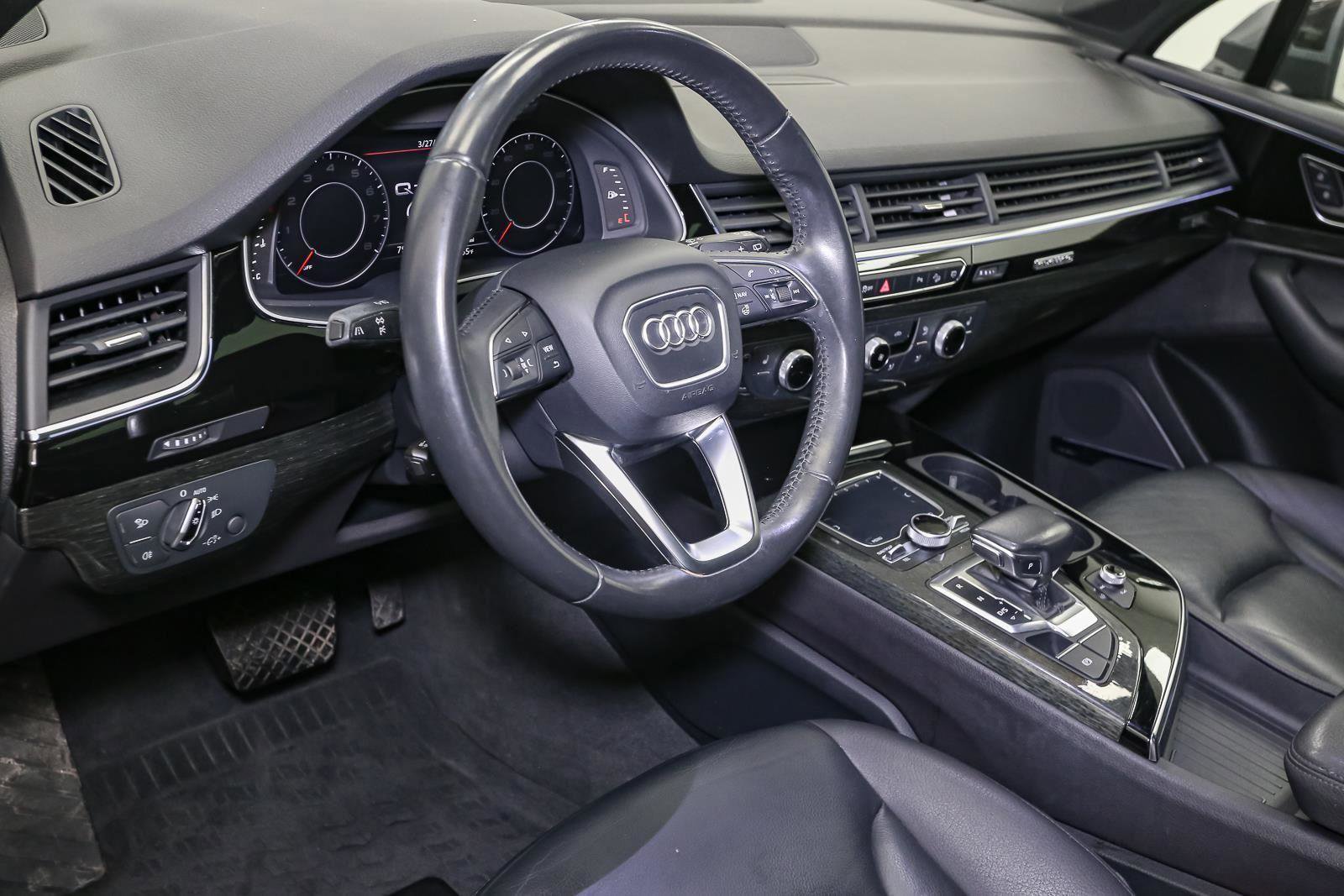 Used 2018 Audi Q7 3.0T Premium Plus w/ Premium Plus Package image 29