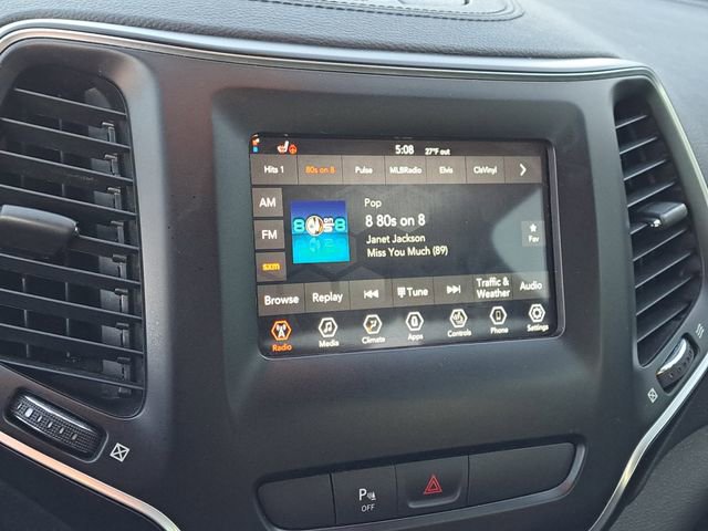 Used 2020 Jeep Cherokee Latitude Plus w/ Cold Weather Group image 15