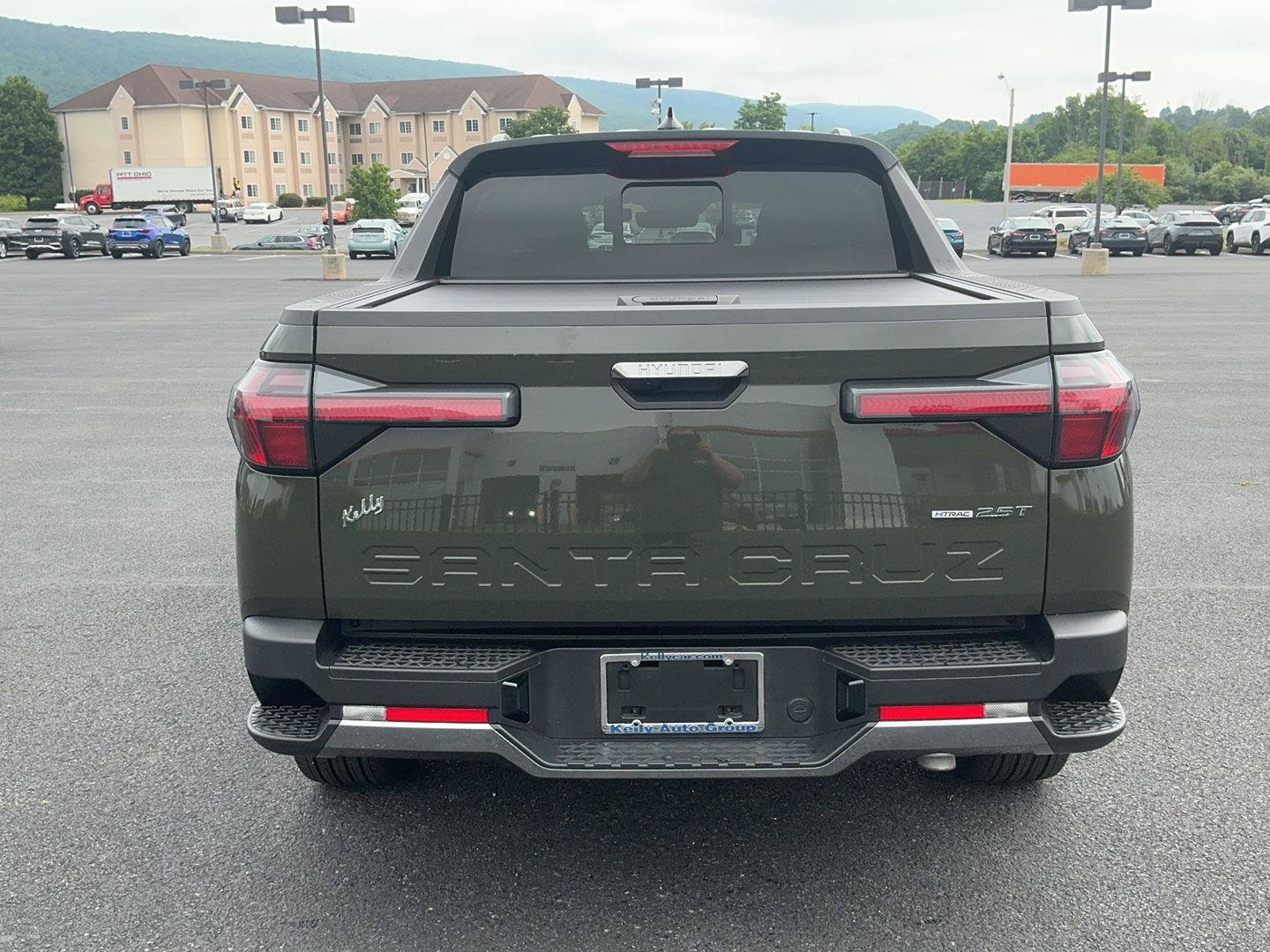 Certified 2025 Hyundai Santa Cruz Limited AWD/4WD image 8