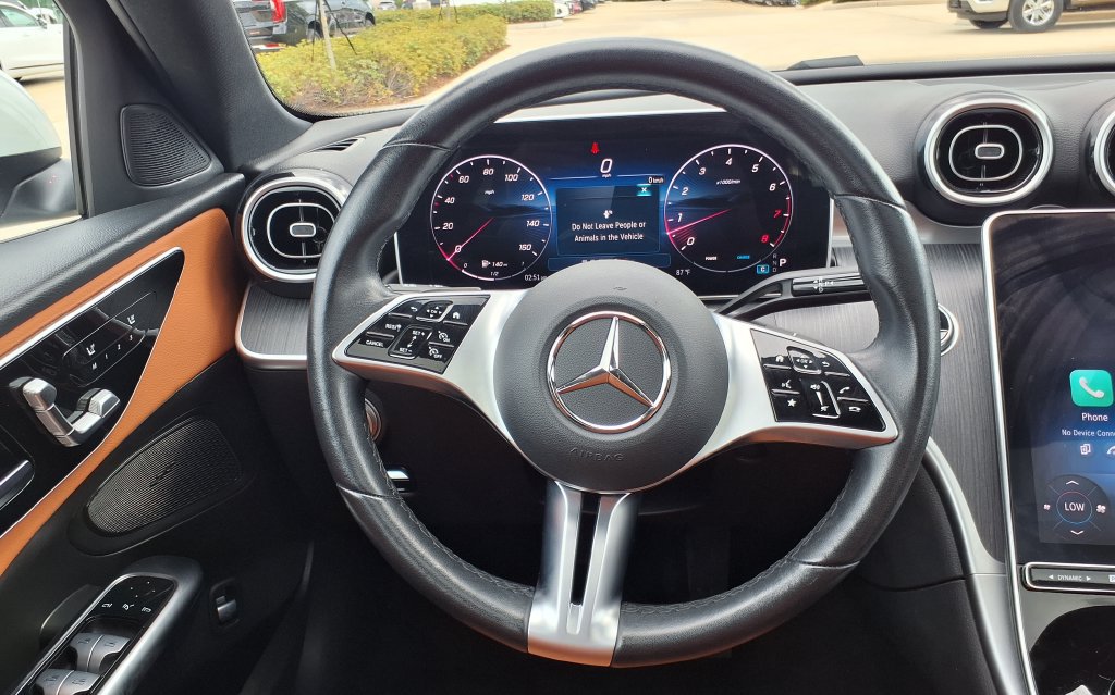 Used 2025 Mercedes-Benz C 300 Sedan image 21