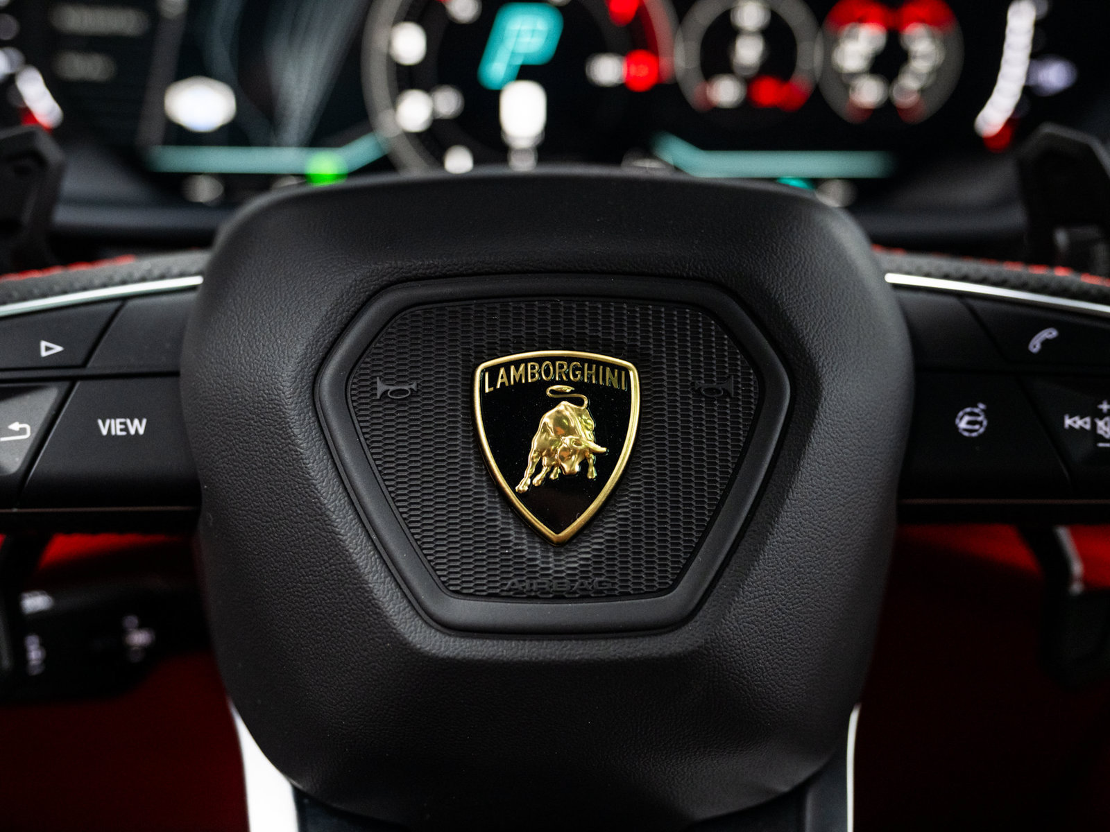 Used 2025 Lamborghini Urus SE AWD/4WD image 76