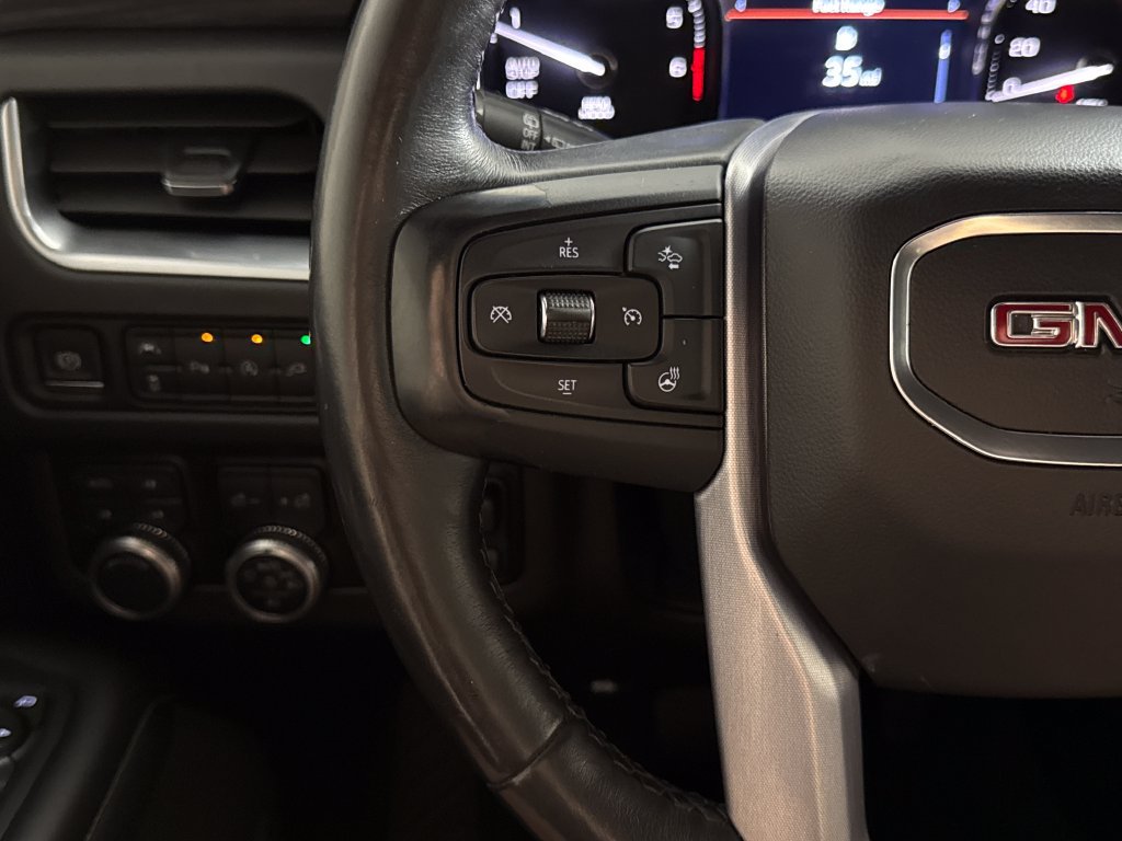 Used 2021 GMC Yukon SLT w/ SLT Luxury Plus Package AWD/4WD image 14