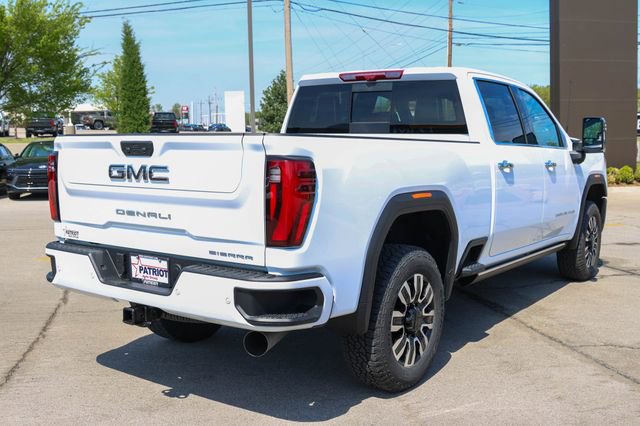 New 2026 GMC Sierra 2500 Denali Ultimate AWD/4WD image 3