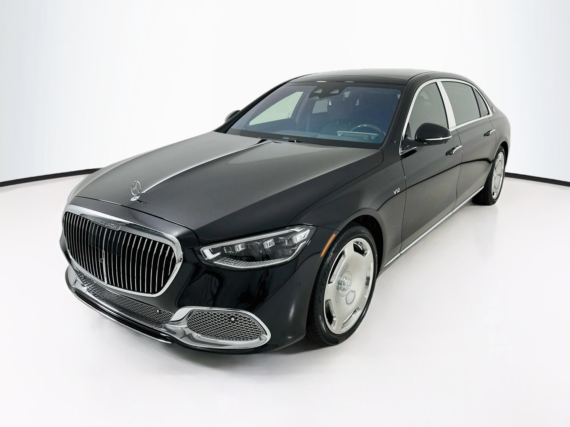 Used 2024 Mercedes-Benz Maybach S 680 4MATIC image 3