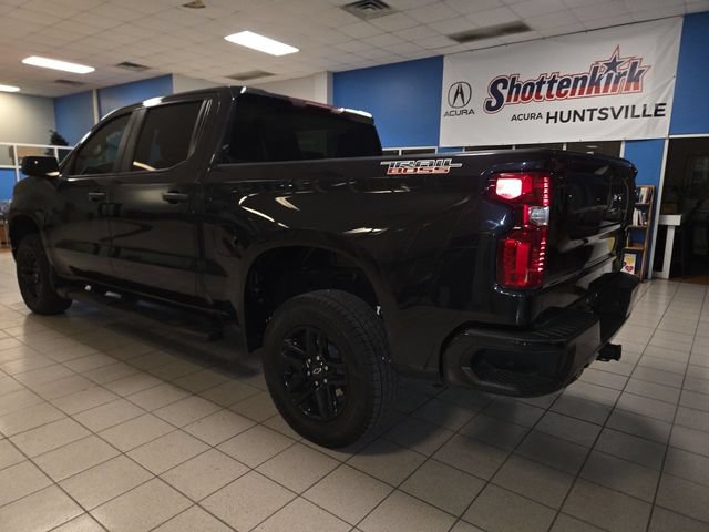 Used 2024 Chevrolet Silverado 1500 Custom Trail Boss w/ LPO, Dark Essentials Package AWD/4WD image 6