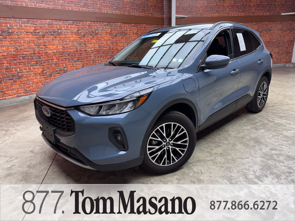 Certified 2023 Ford Escape SE FWD image 1