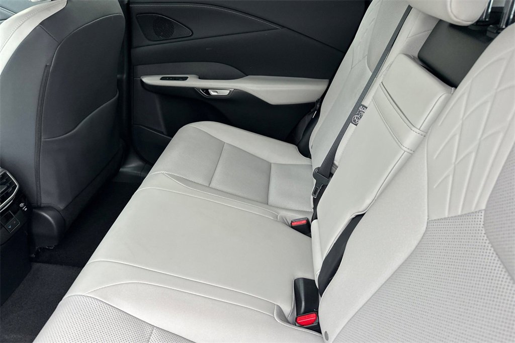 Used 2023 Lexus RX 350 Premium image 5