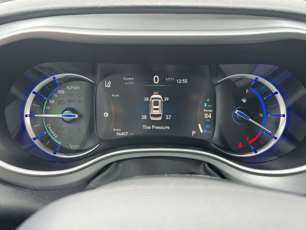 Used 2024 Chrysler Pacifica Limited FWD image 25
