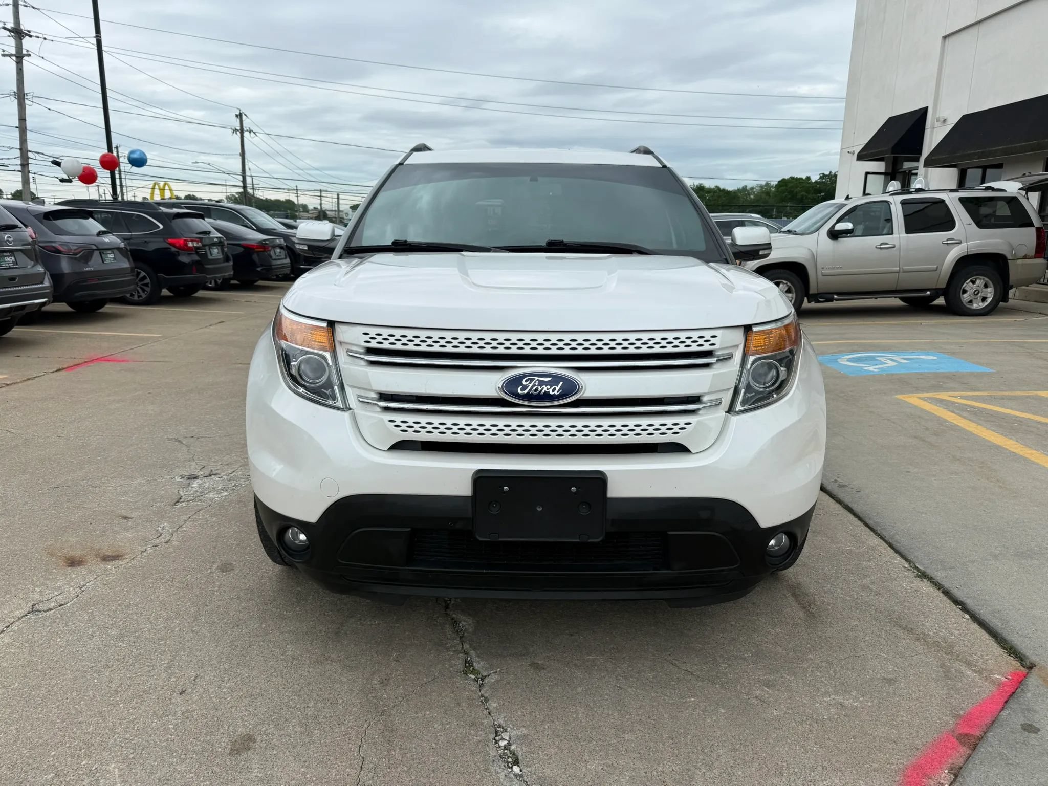 Used 2015 Ford Explorer Limited w/ Equipment Group 301A AWD/4WD image 4