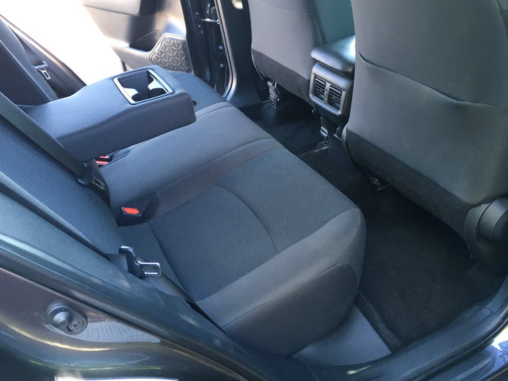 Used 2025 Toyota RAV4 LE AWD/4WD image 26