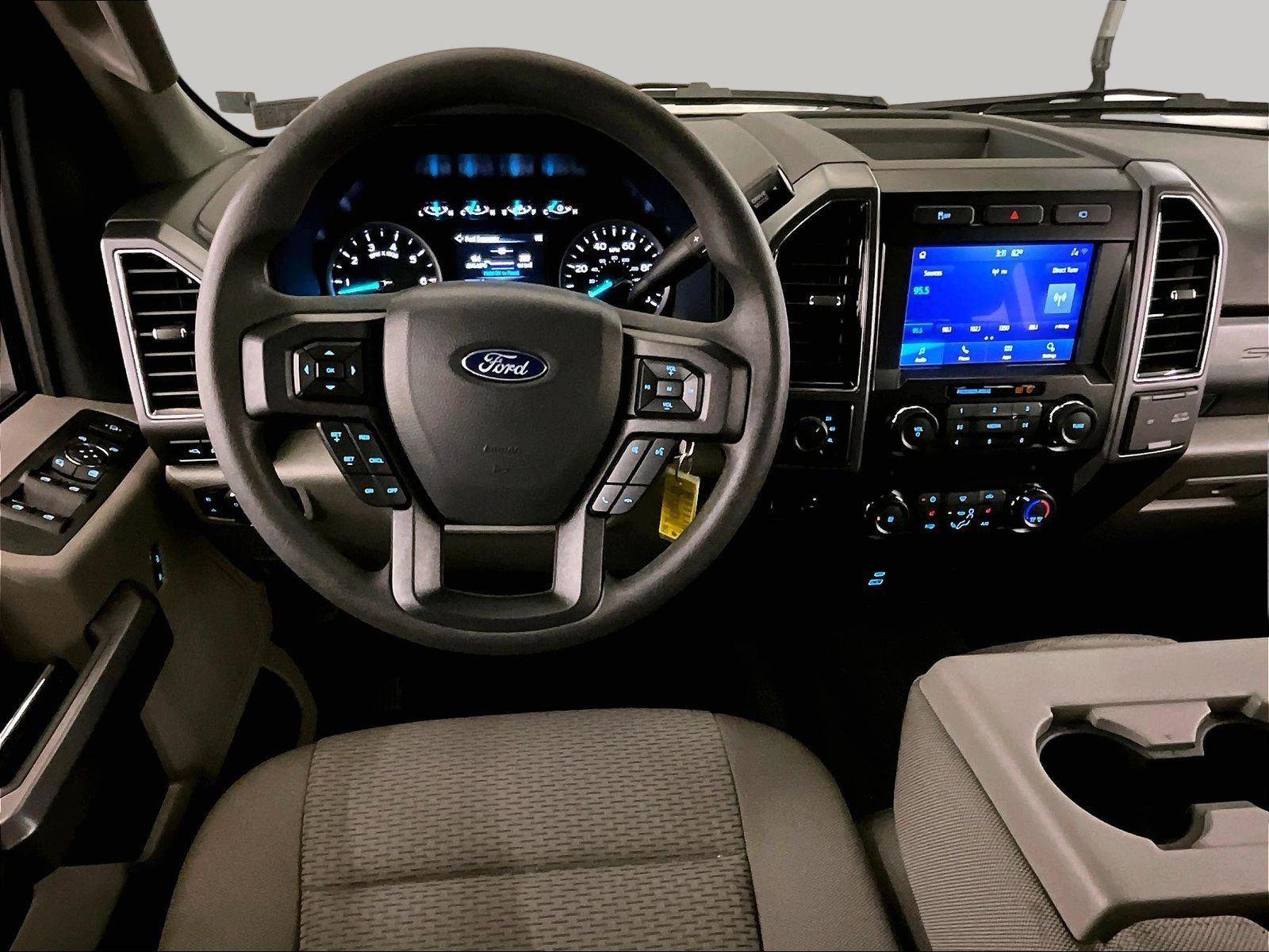 Used 2022 Ford F350 XLT w/ XLT Premium Package AWD/4WD image 5