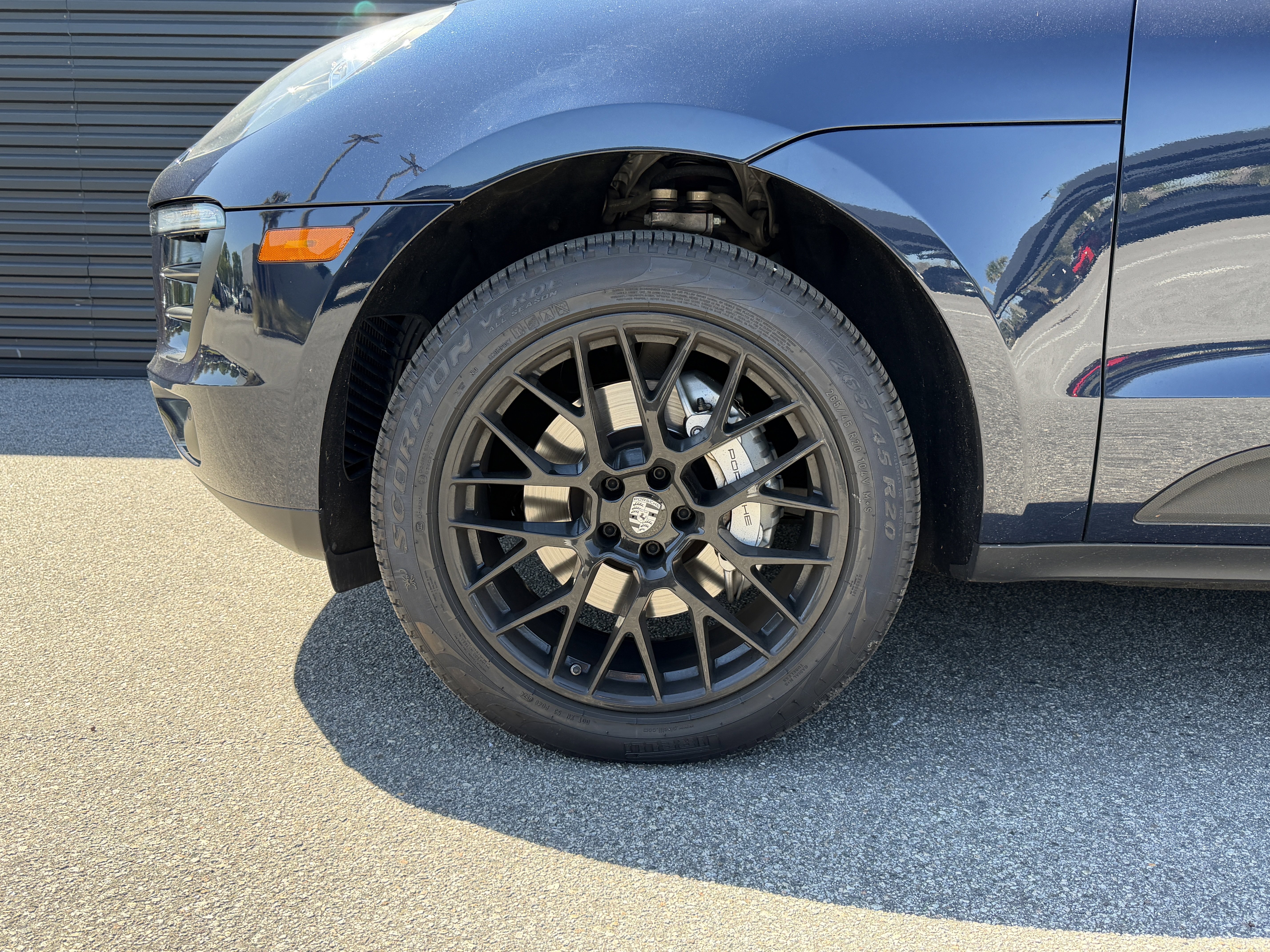 Used 2018 Porsche Macan S image 6