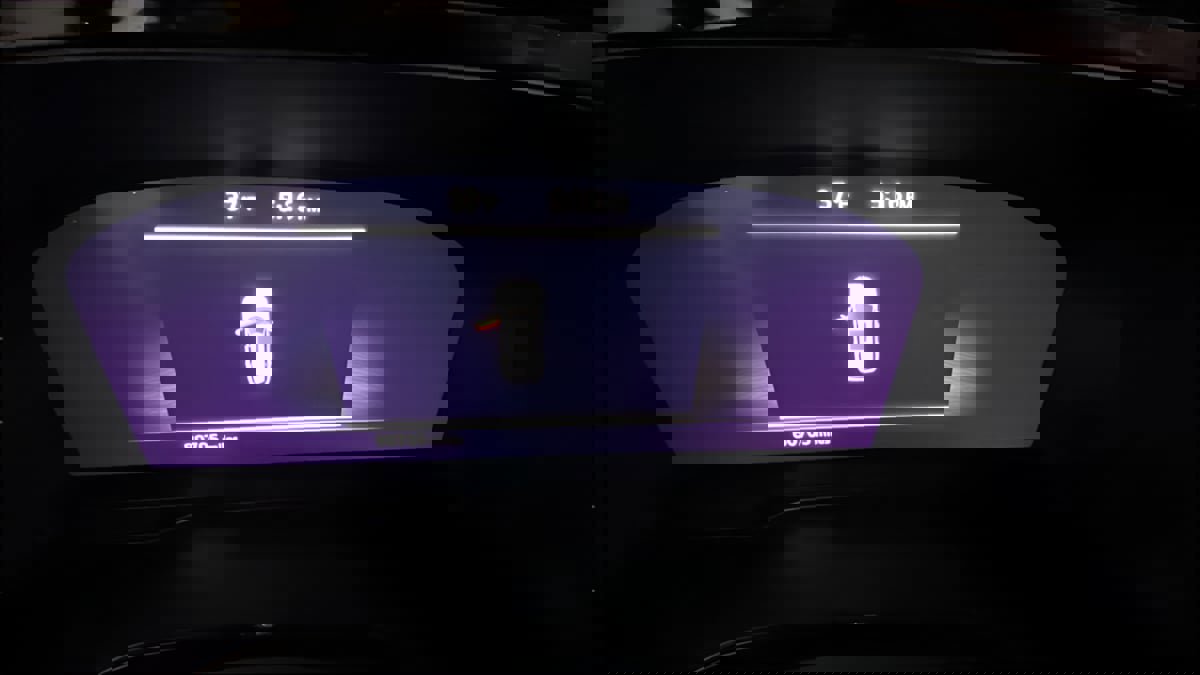 Used 2022 Nissan Pathfinder Platinum w/ Cargo Package image 12