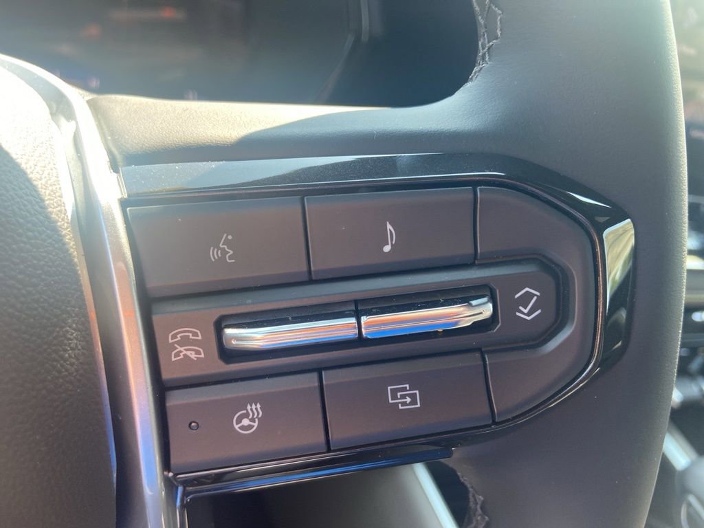 New 2025 Chevrolet Colorado ZR2 w/ Technology Package image 16