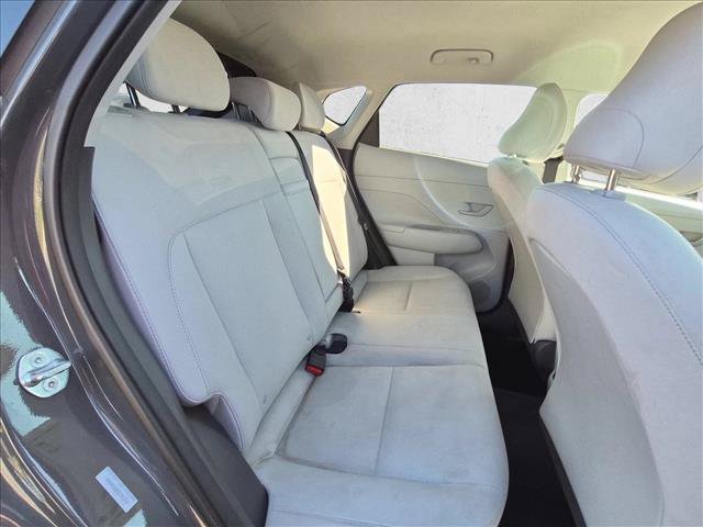 Used 2025 Hyundai Kona SEL FWD image 20