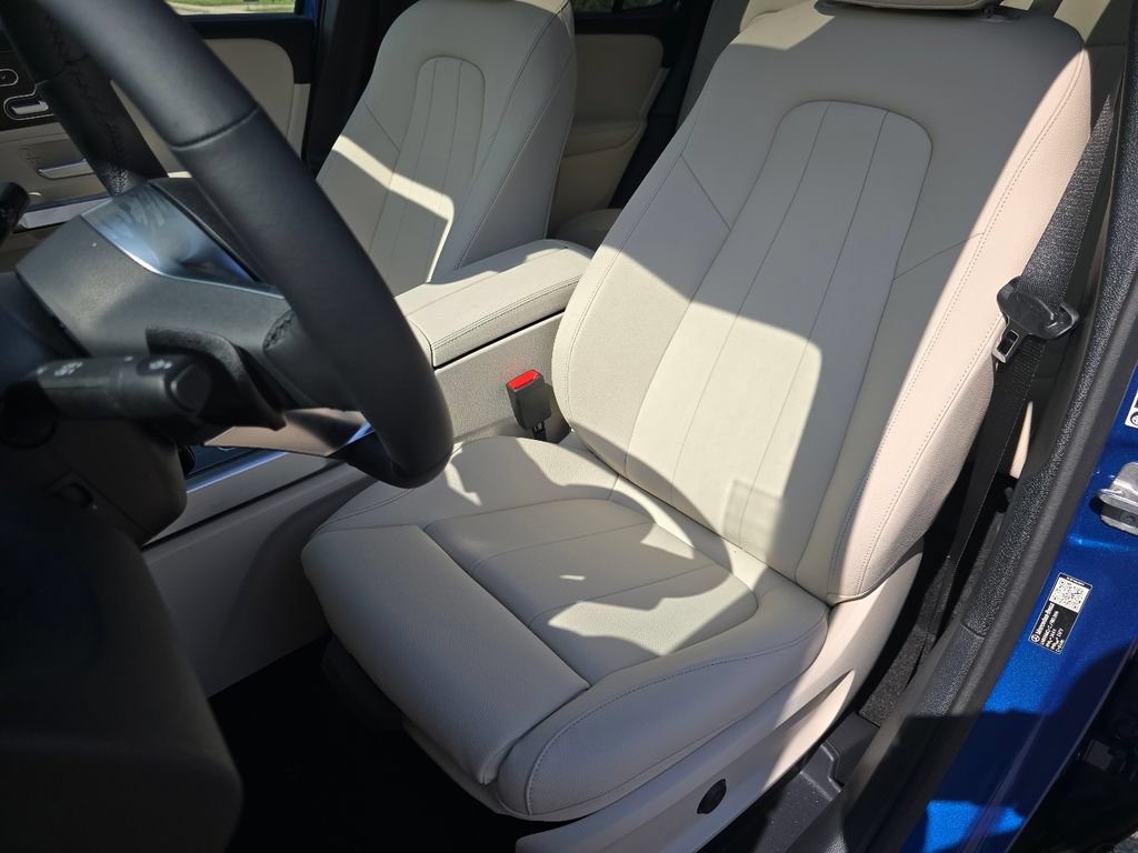 New 2026 Mercedes-Benz GLB 250 4MATIC image 24