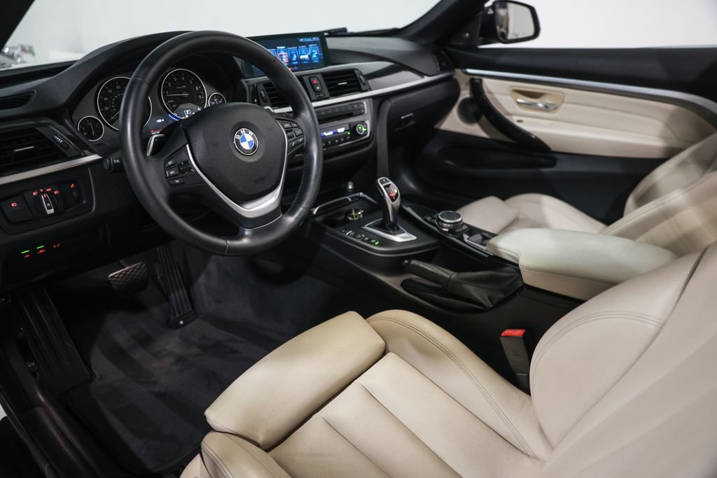 Used 2017 BMW 440i Convertible RWD image 29