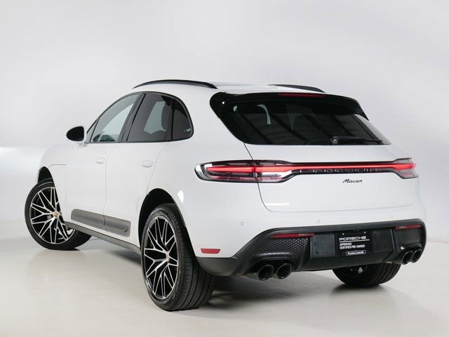 Certified 2026 Porsche Macan AWD/4WD image 3