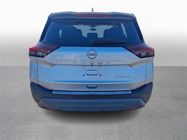 Used 2022 Nissan Rogue SV image 5