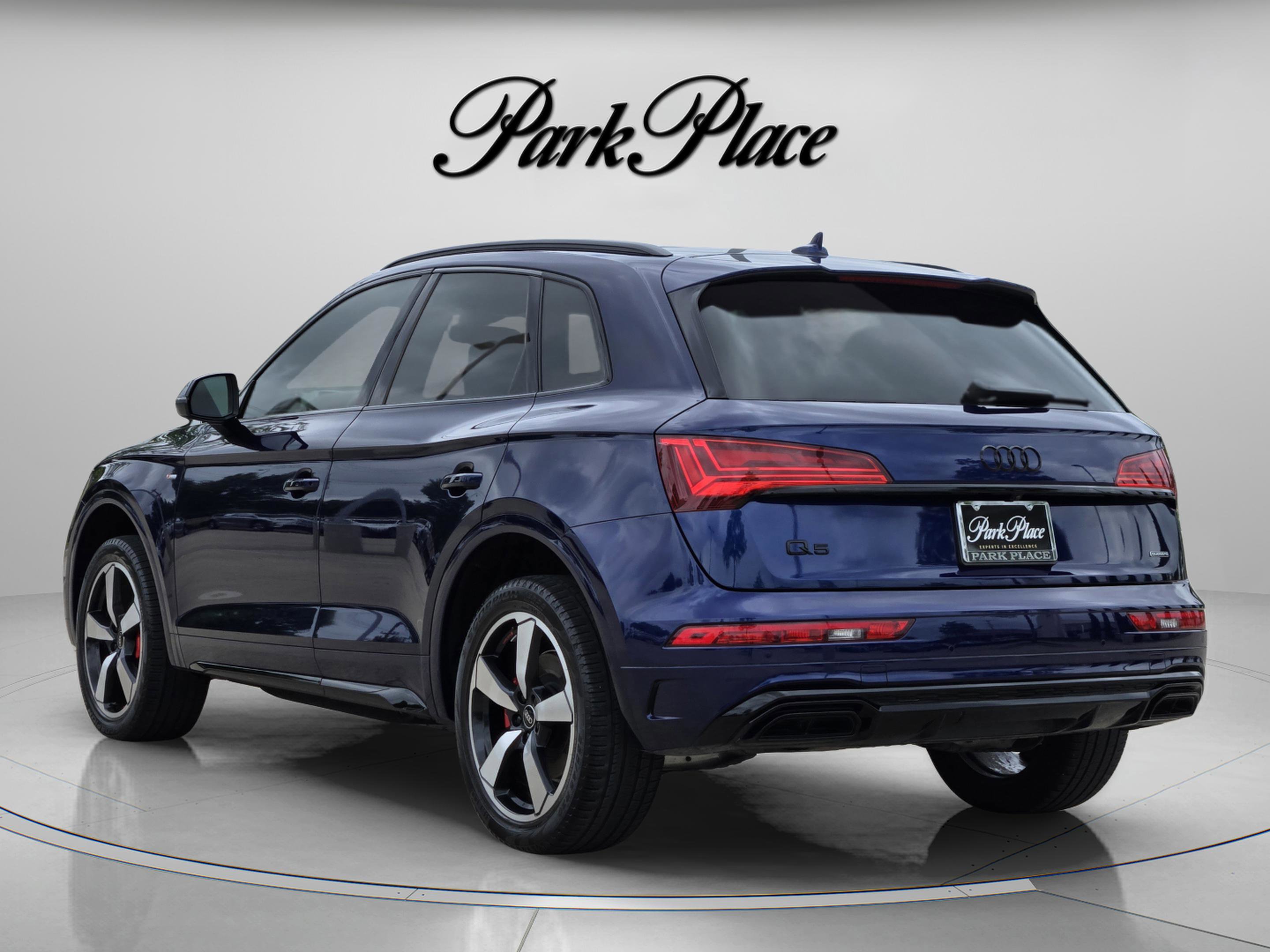 Used 2024 Audi Q5 2.0T Premium Plus w/ Premium Plus Package AWD/4WD image 3