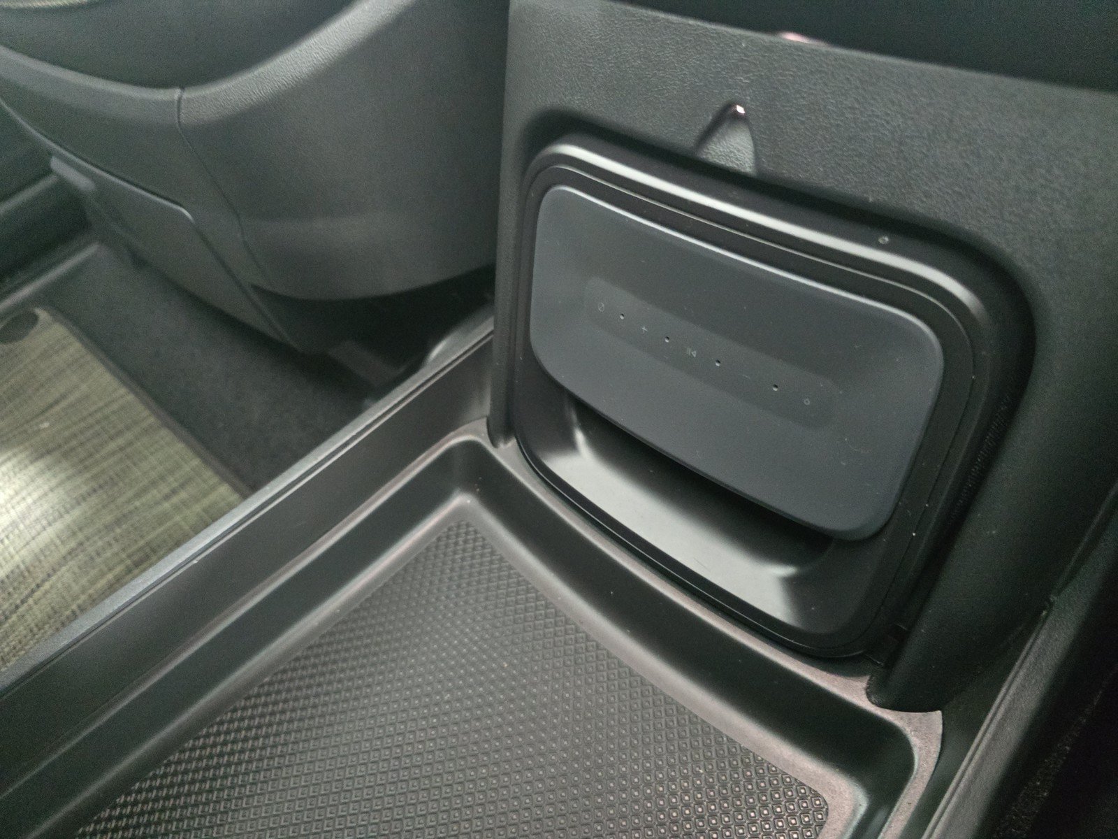 Used 2024 Rivian R1T Adventure AWD/4WD image 31