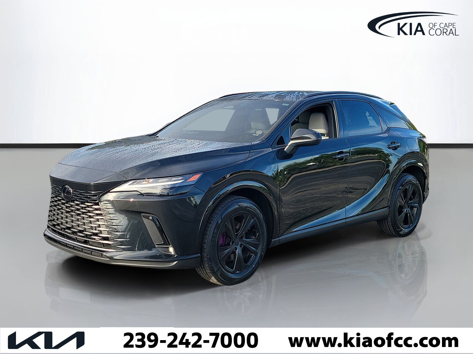 Used 2024 Lexus RX 350 Premium w/ Accessory Package (Z1) FWD image 3