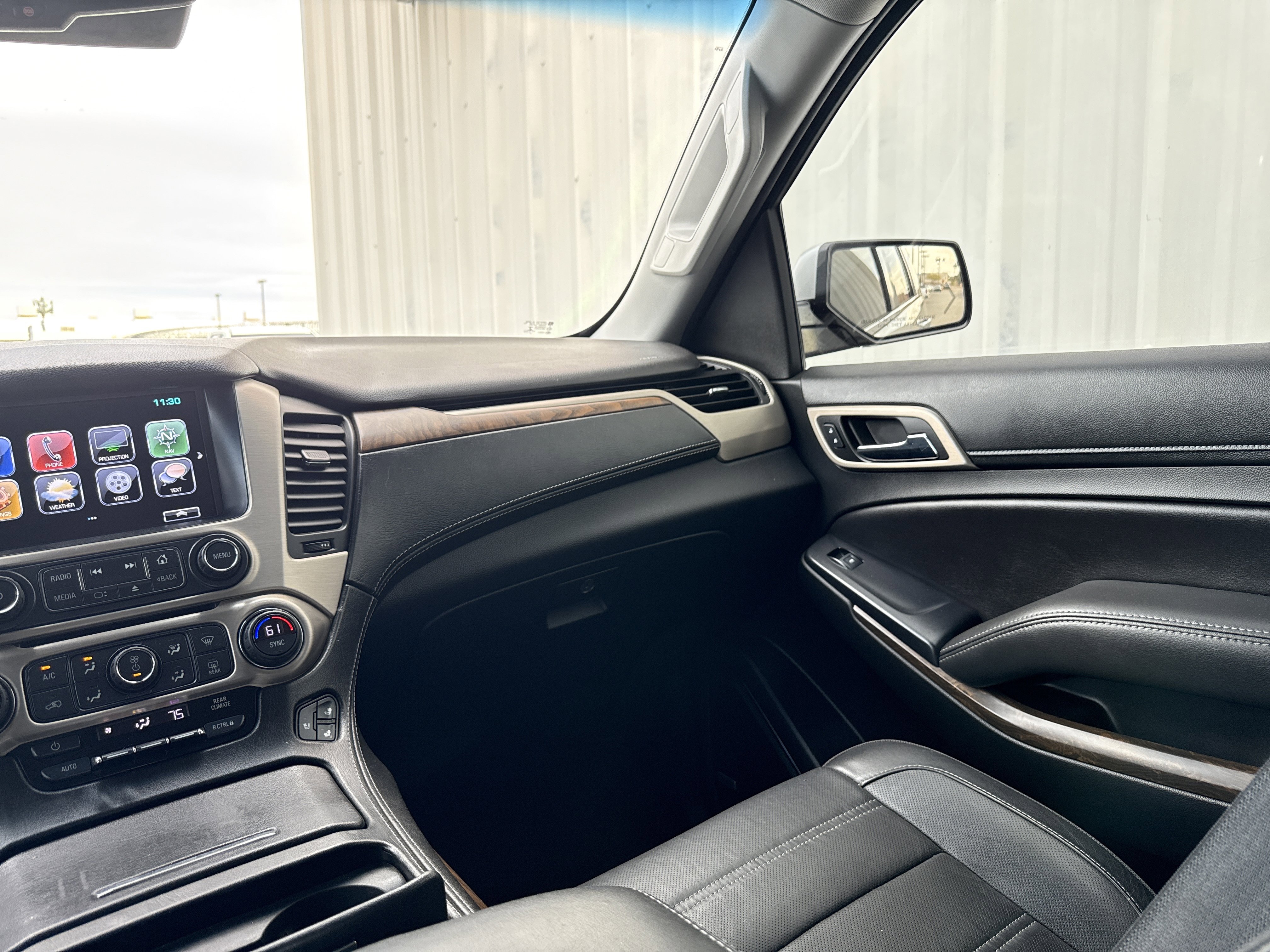 Used 2018 GMC Yukon Denali w/ Open Road Package image 22