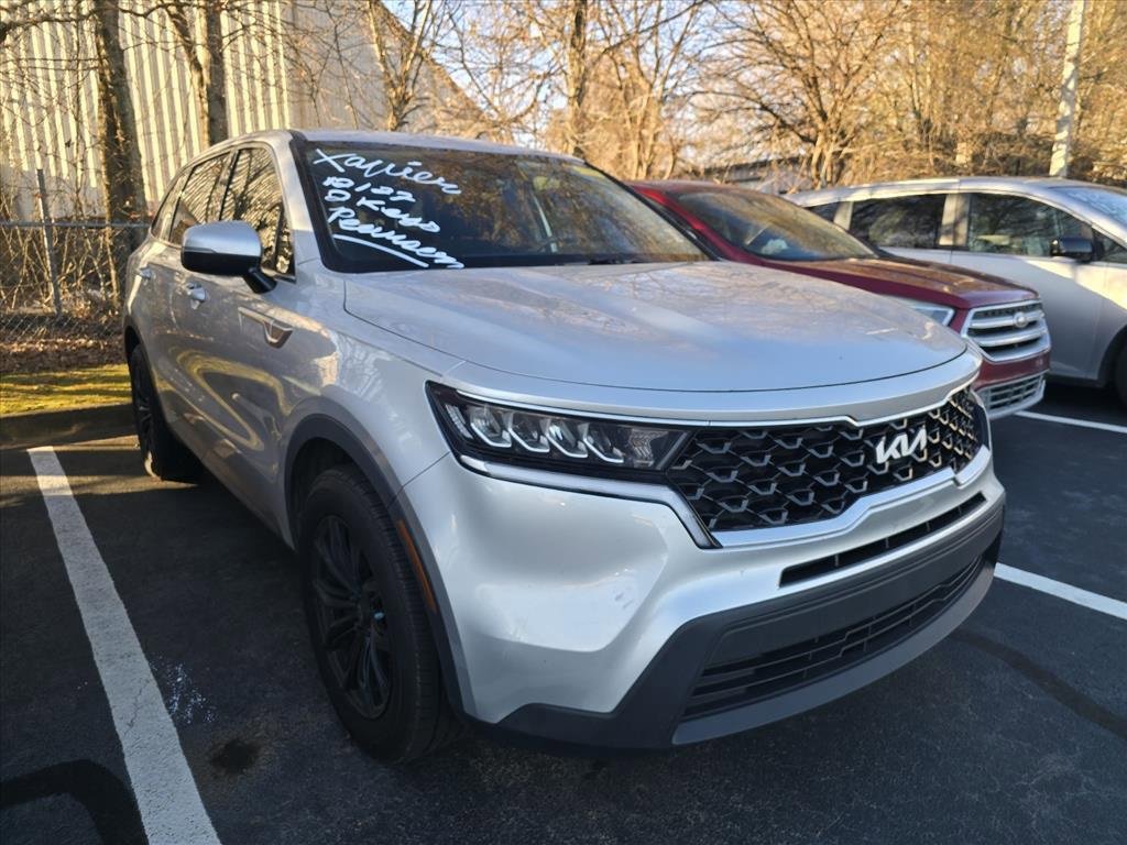 Used 2022 Kia Sorento LX image 1